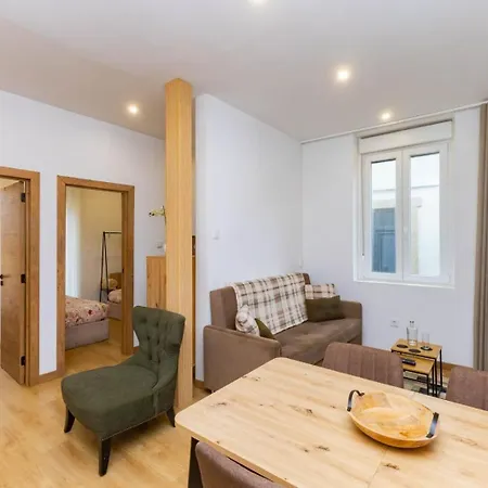 Francisca House بيت للعطل